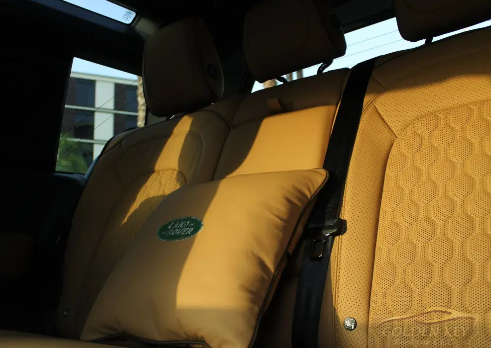 rent-land-rover-defender-2022-or-alternative-car-rental-135_3254c5e9-5f5c-4076-9601-657605eba3a5