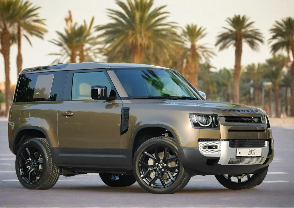 rent-land-rover-defender-2022-or-alternative-car-rental-451_7de625d4-a801-4900-8c38-26c3bb9cd9a4